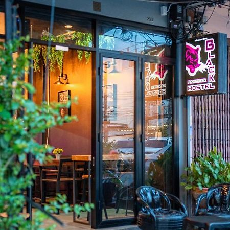 Black Panther Hostel Phuket Exterior photo