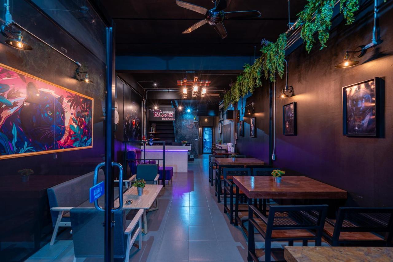 Black Panther Hostel Phuket Exterior photo